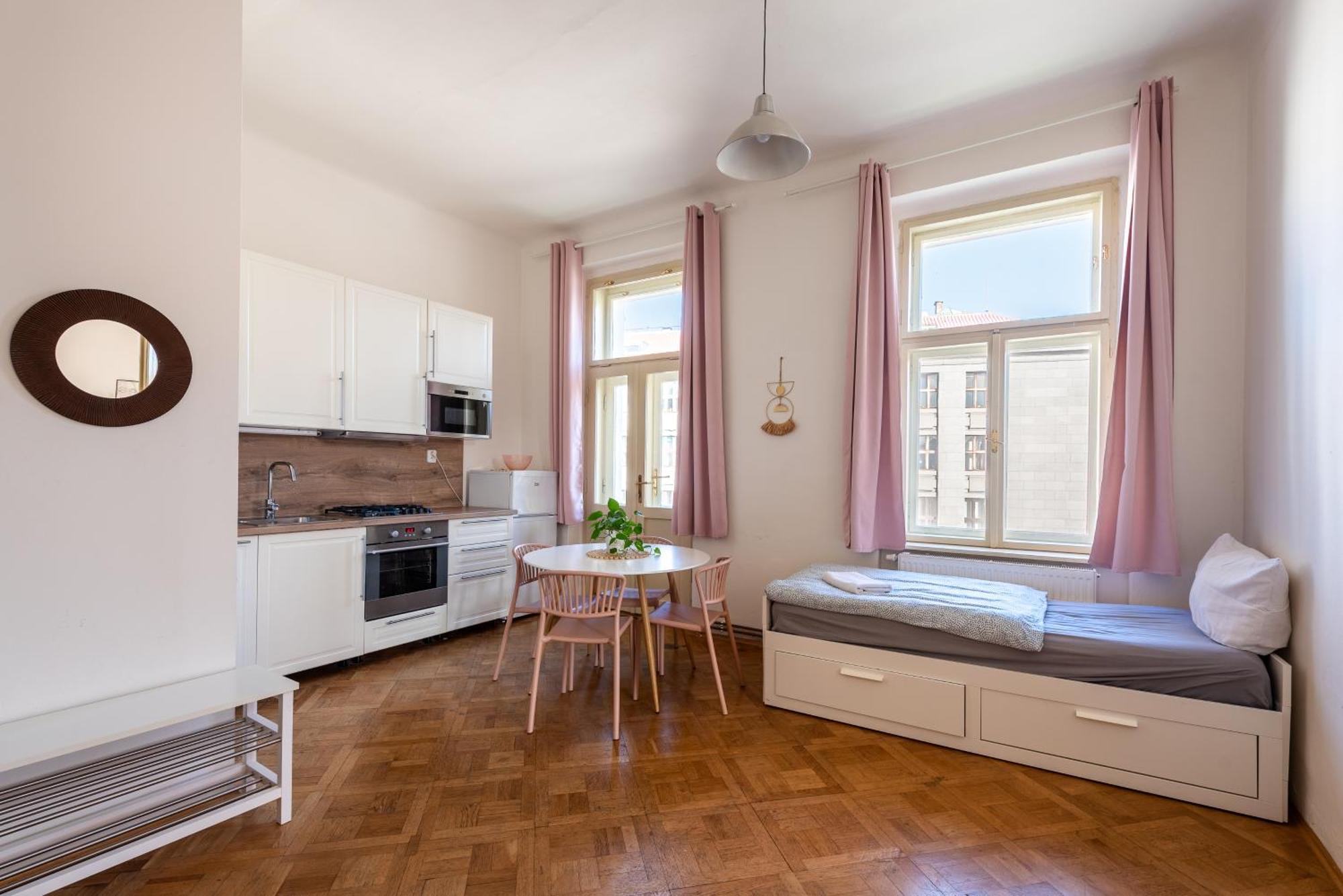 Residence Tesnov Apartment Praha Eksteriør bilde